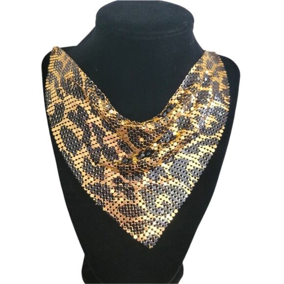 Leopard print gold mesh scarf necklace and earring set - Picture 3 of 5